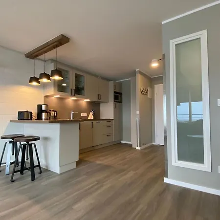 1-55, Seeseite, Haus Metropol, 3etage Apartmán