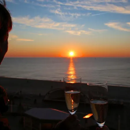 1-55, Seeseite, Haus Metropol, 3etage Apartmán *