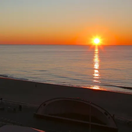 1-55, Seeseite, Haus Metropol, 3etage *