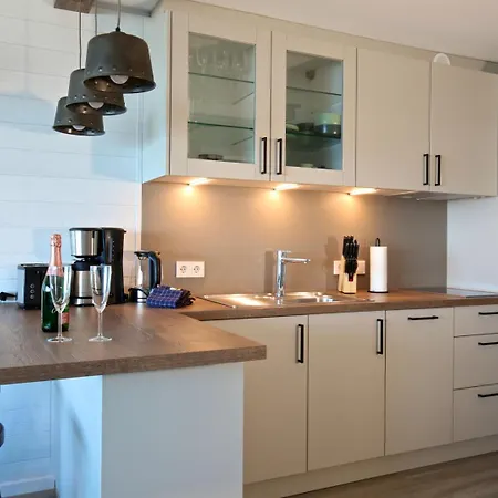 1-55, Seeseite, Haus Metropol, 3etage * Sylt